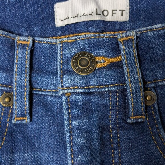2 For $30 LOFT The Kick Crop Jeans Medium Blue Stretch 26/2 Petite - Picture 3 of 7